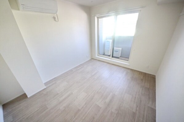 ヴィレッジ田奈の物件内観写真